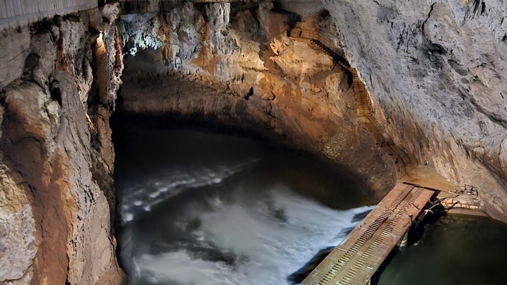 Cueva de Škocjan